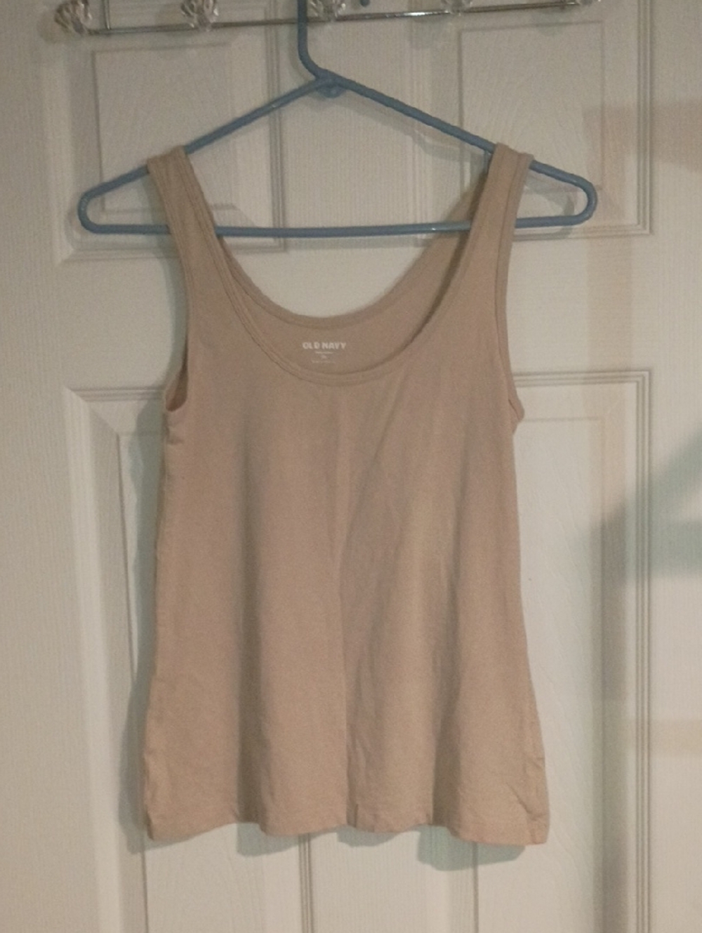 Old Navy Women's Light Beige Scoop Neck Tank